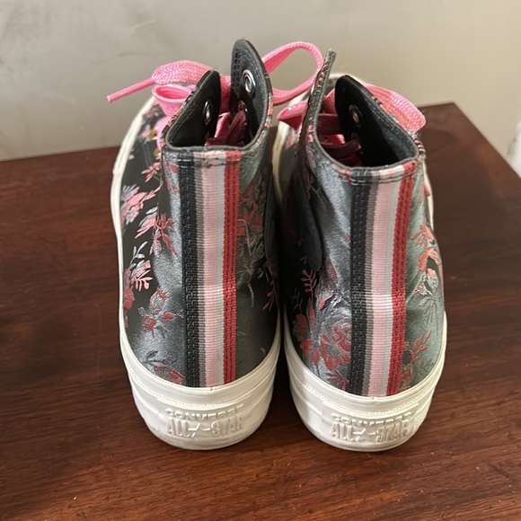 Floral Pink Lace Ripple Platform Converse - Picture 4 of 9